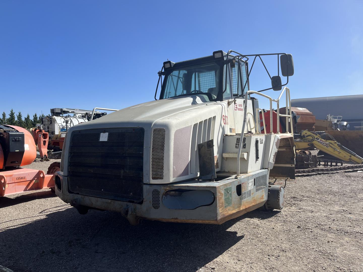 ./imagenes/INVOICE/2019/17223/CABINA PARA DOMPE TEREX TA40 (2).JPG